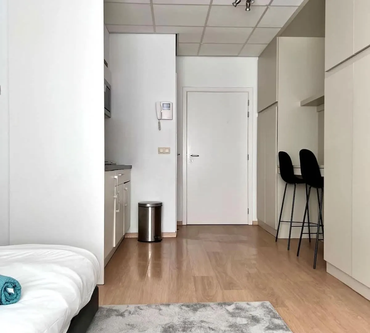 Studio Apartment Heart Of Βρυξέλλες